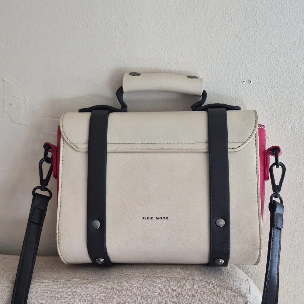 Pixie Mood Steph Vegan Leather beige/red Top Handle Boxy Crossbody Shoulder Bag - Picture 3 of 16
